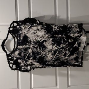 NWY Torrid Love Sick Lattice sleeve Dolman Top